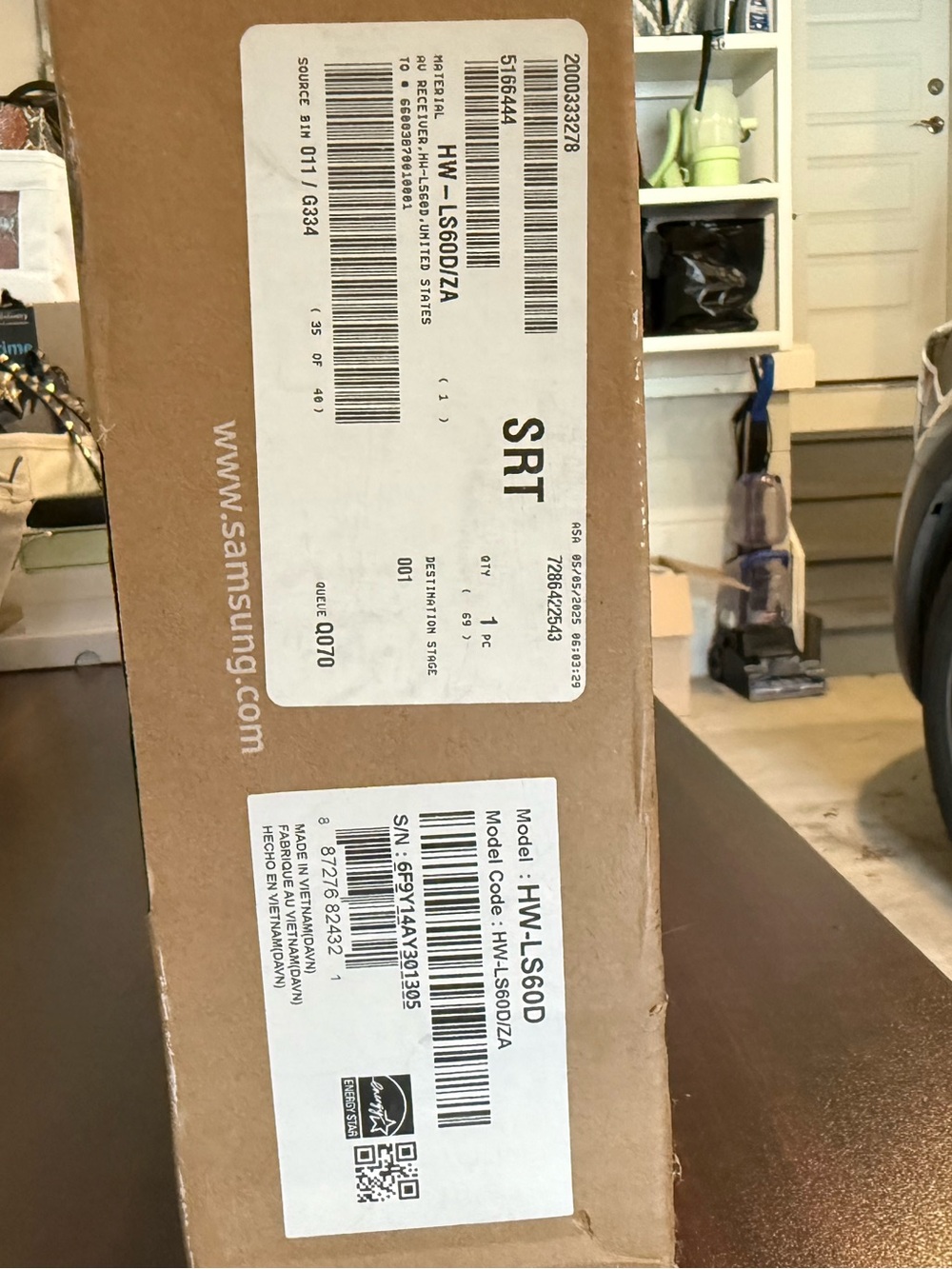Samsung Music Frame LS60D – Brand New, Factory Sealed (Box Damage) - Picture 6 of 10